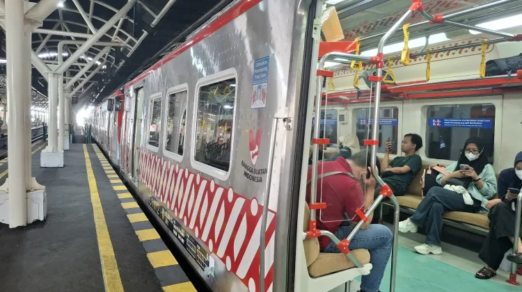 Libur Panjang Imlek, Jadwal Commuter Line Bertambah 31 Perjalanan